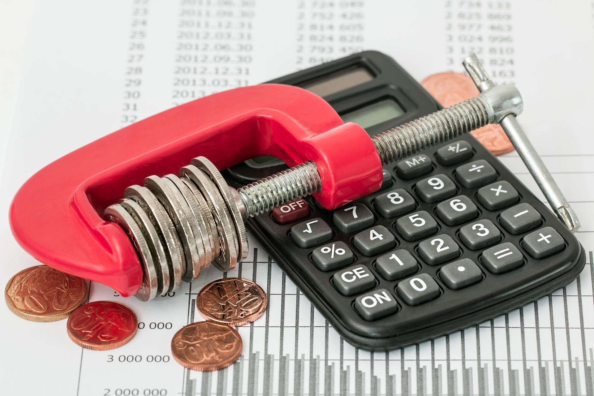 savings-2789092_1920 savings-2789092_1920